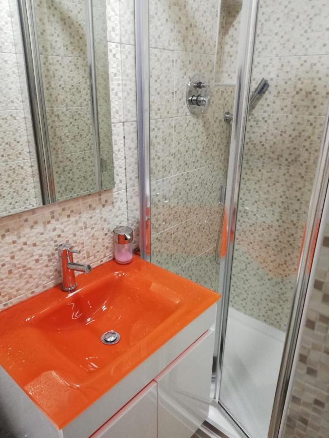 Bed&Shower Moscavide -Self Check-In Екстериор снимка